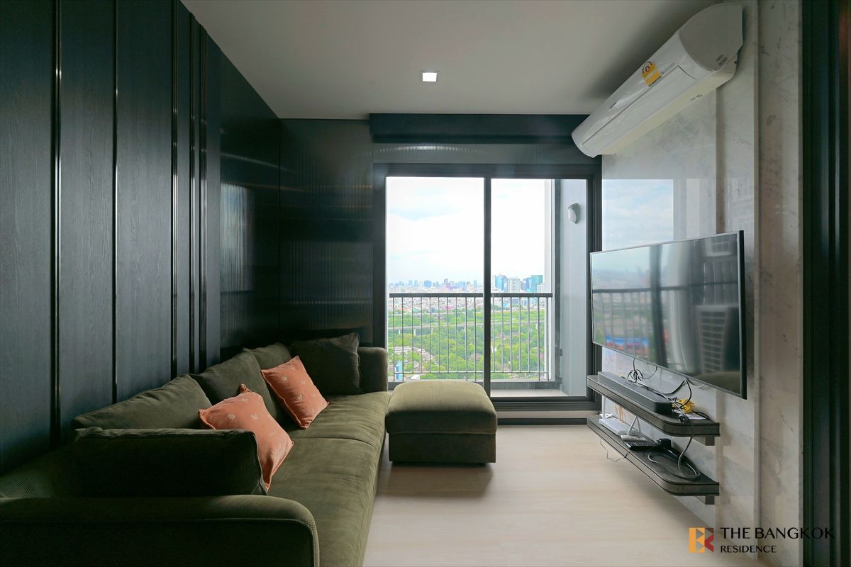 For RentCondoWitthayu, Chidlom, Langsuan, Ploenchit : Life One Wireless, new condo, luxury location on Wireless Road, near BTS Phloen Chit