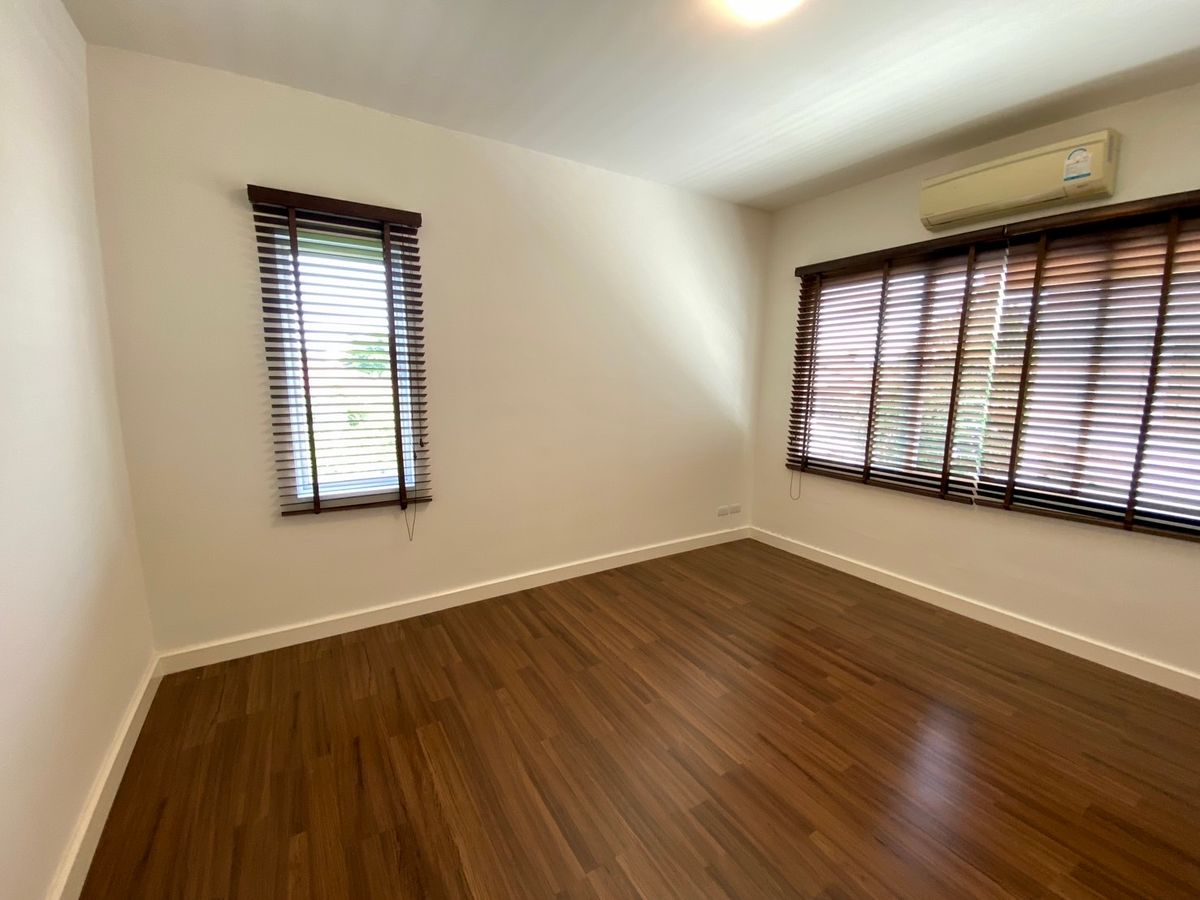 For SaleTownhomePattanakan, Srinakarin : 🌟 Corner Renovated Townhome for Sale – “Town Avenue Rama 9” | Prime Location, Ready to Move In, Ideal for Living or Investment! 🌟