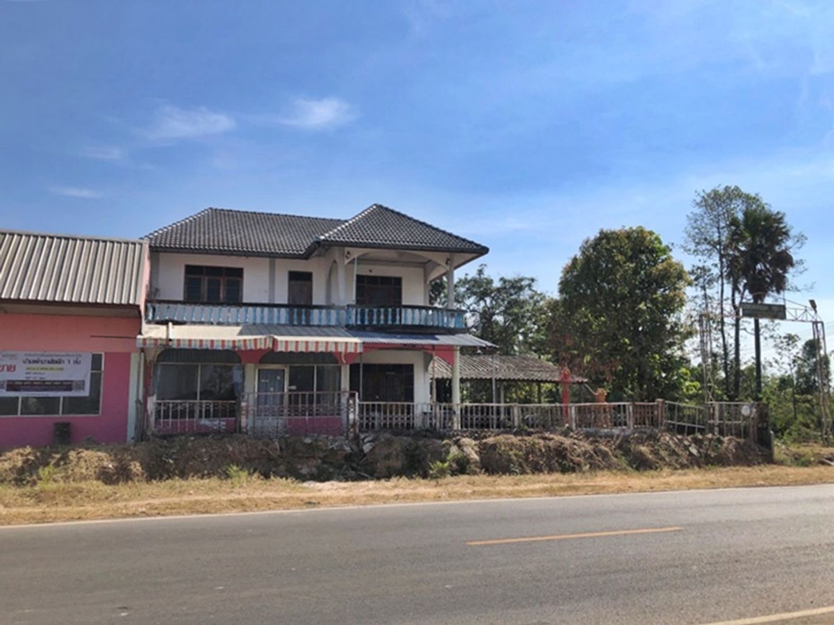 ขายบ้านร้อยเอ็ด : 98 หมู่ 12 เกษตรวิสัย-ท่าตูม (214) เมืองบัว เกษตรวิสัย ร้อยเอ็ด