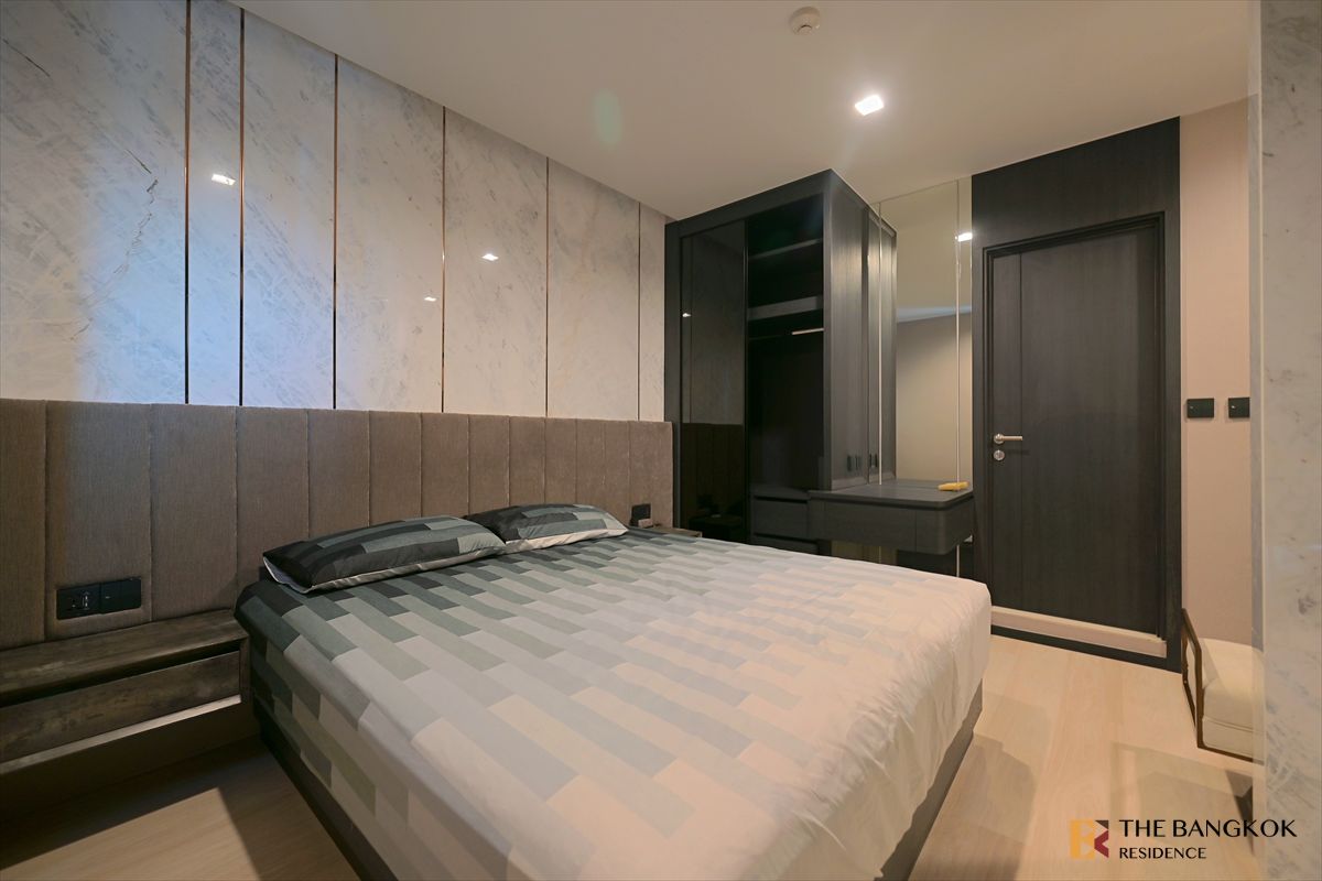 For RentCondoWitthayu, Chidlom, Langsuan, Ploenchit : Life One Wireless, new condo, luxury location on Wireless Road, near BTS Phloen Chit