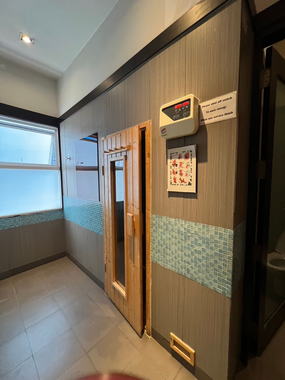 For RentCondoNana, North Nana,Sukhumvit13, Soi Nana : P-2731 Urgent rent! Prime Sukhumvit 11, beautiful room, complete furniture, good location, convenient to travel.