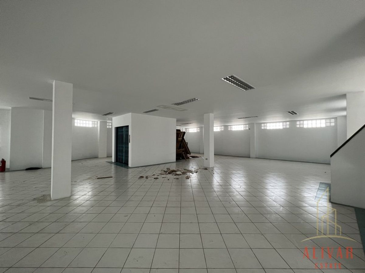 ให้เช่าอาคารพาณิชย์วงเวียนใหญ่ เจริญนคร : RB022623 ให้เช่า อาคารพาณิชย์ 4ชั้น พร้อมโกดัง เจริญนคร 34 (ว่าง เดือนสิงหา 2025)