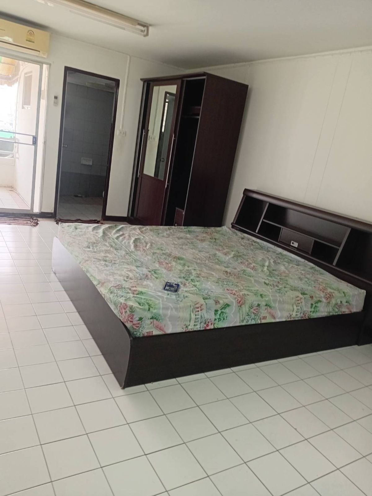 ให้เช่าคอนโดปิ่นเกล้า จรัญสนิทวงศ์ : พรานนกคอนโดมิเนียม ให้เช่าห้องพัก