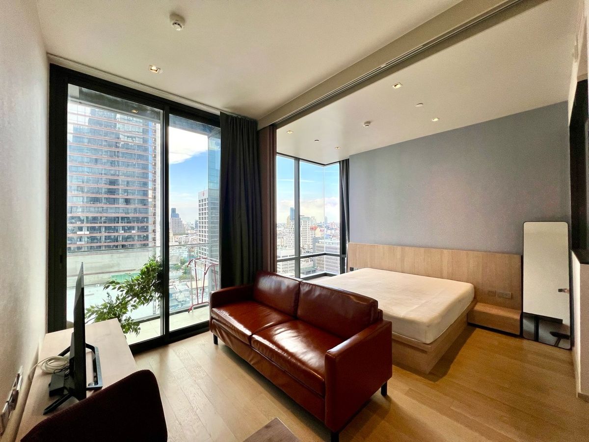 For RentCondoSilom, Saladaeng, Bangrak : Rent Ashton Ashton Silom 1 Bedroom BTS Chong Nonsi Silom Pullman Rama 4, Sala Daeng, can see the real room every day. Call now: 086-888-9328
