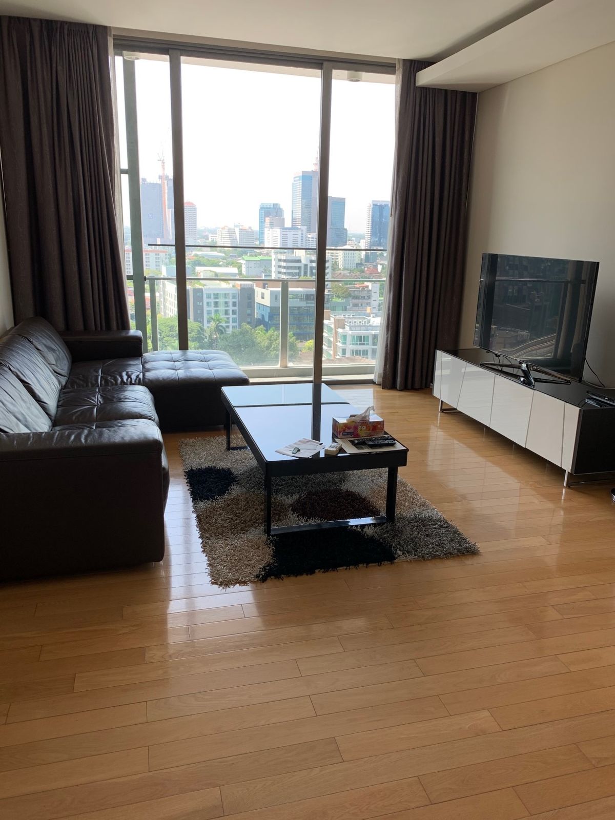 ให้เช่าคอนโดสุขุมวิท อโศก ทองหล่อ : Aequa Sukhumvit 49 / Hot Deal! ราคาดีสุดในรอบปี คอนโดหรู เลี้ยงสัตว์ได้ ใกล้ BTS พร้อมพงษ์ , ทองหล่อ / 2 ห้องนอน 120 ตร.ม. โทร 0937890899