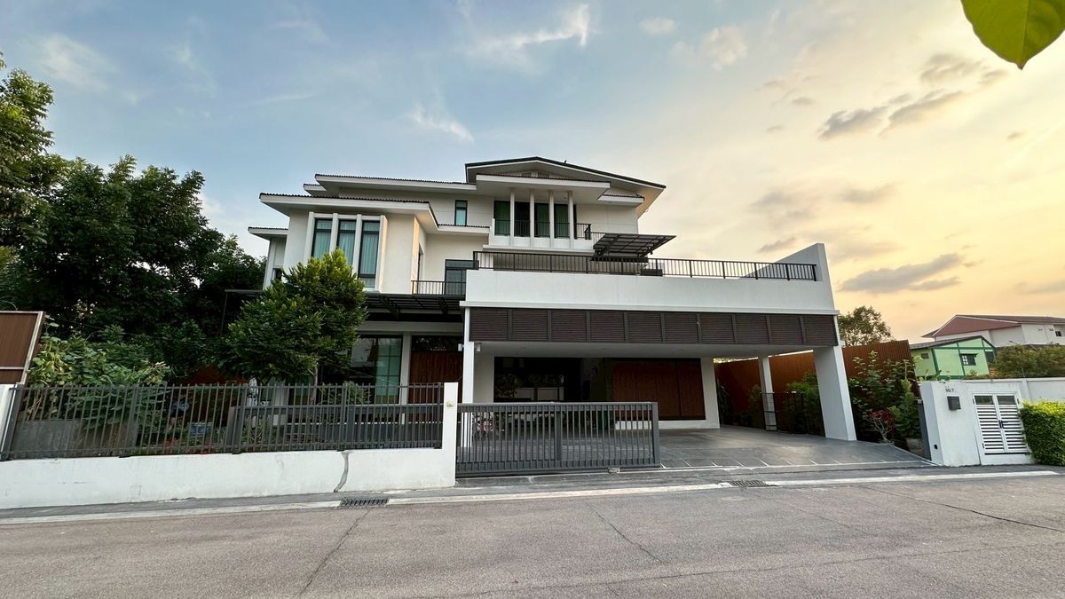 ขายบ้านมีนบุรี-ร่มเกล้า : 🏡Raya Residence Bangkok✨บ้านเดี่ยวหรูพร้อมสระว่ายน้ำ ขนาด 477 ตร.ม. 124.6 ตร.ว. | 4 ห้องนอน 6 ห้องน้ำ 4 ที่จอด เพียง 65 MB เท่านั้น!! ติดต่อนัดชม Tel.0922635410 (เอิร์ธ)
