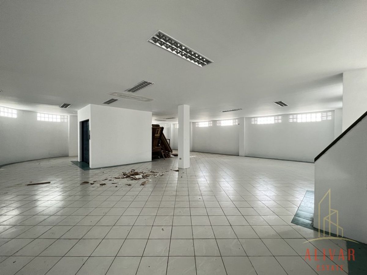 ให้เช่าอาคารพาณิชย์วงเวียนใหญ่ เจริญนคร : RB022623 ให้เช่า อาคารพาณิชย์ 4ชั้น พร้อมโกดัง เจริญนคร 34 (ว่าง เดือนสิงหา 2025)