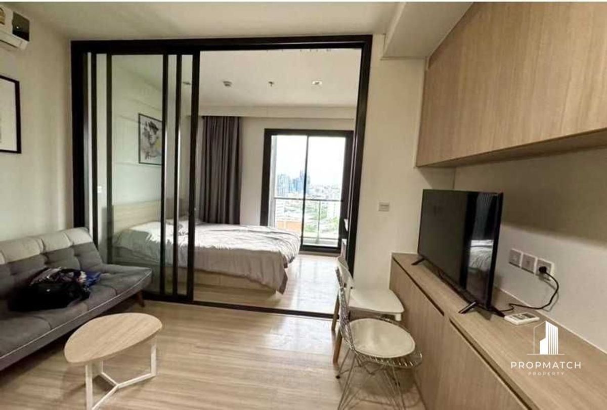 For RentCondoSapankwai,Jatujak : ✨flash deal ✨M Jatujak (1Bed1bath28SQM). Completely decorated !! Only 16,500 baht per month Tel.0981315848 @prpmatch