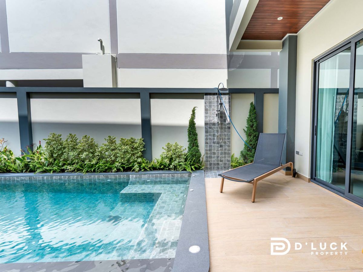 ขายพัทยา บางแสน ชลบุรี สัตหีบ : พูลวิลล่าหรูสไตล์โมเดิร์น ใจกลางพัทยา พร้อมลงทุนปล่อยเช่า 4 ห้องนอน