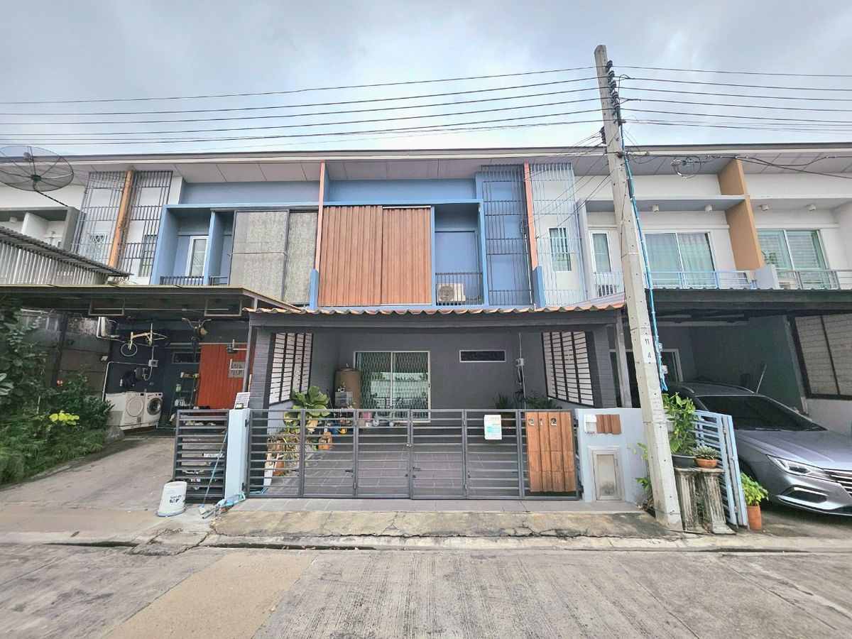ขายทาวน์โฮมเอกชัย บางบอน : 🏡ขาย ทาวน์เฮ้าส์ วิลเลต กาญจนาภิเษก (Villette Kanchanapisek) ขายตามสภาพ ติดถนนใหญ่