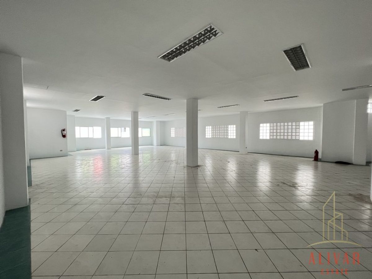 ให้เช่าอาคารพาณิชย์วงเวียนใหญ่ เจริญนคร : RB022623 ให้เช่า อาคารพาณิชย์ 4ชั้น พร้อมโกดัง เจริญนคร 34 (ว่าง เดือนสิงหา 2025)