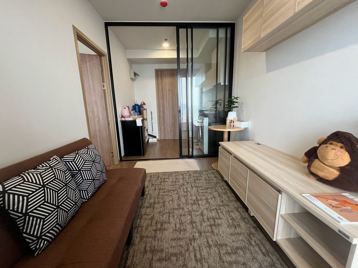 For RentCondoBang kae, Phetkasem : 💗 The room is ready to be in the kitchen, closed high floor, good view 💗