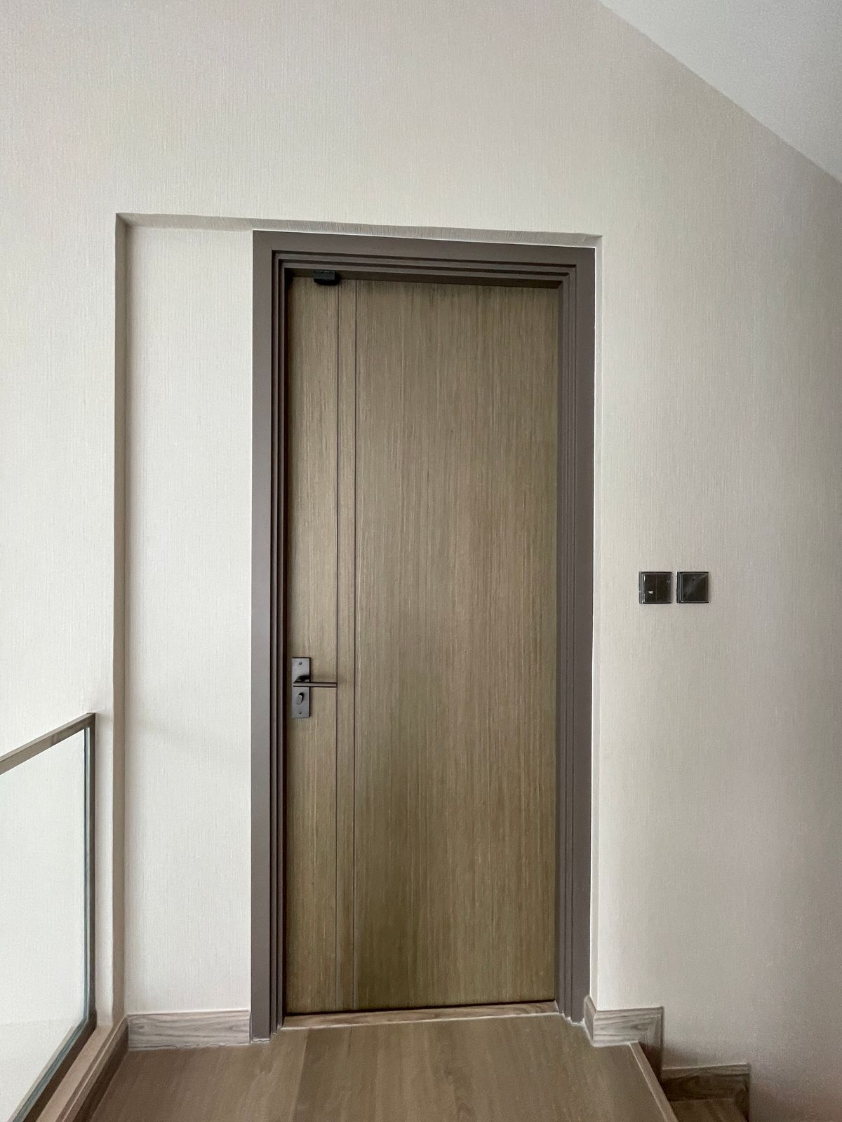 ขายบ้านพระราม 9 เพชรบุรีตัดใหม่ RCA : ขายอาร์เทล อโศก – พระราม 9 แบบบ้าน ARCHE ที่สุดแห่งความหรูหรา บ้านแฝด 3.5 ชั้น พร้อมสระว่ายน้ำส่วนตัวและลิฟต์ส่วนตัว โดดเด่นด้วยดีไซน์หรูหรา ทันสมัย และพื้นที่ใช้สอยที่กว้างขวาง เดินทางสะดวกสบาย ใกล้โรงเรียนนานาชาติและห้างสรรพสินค้า 