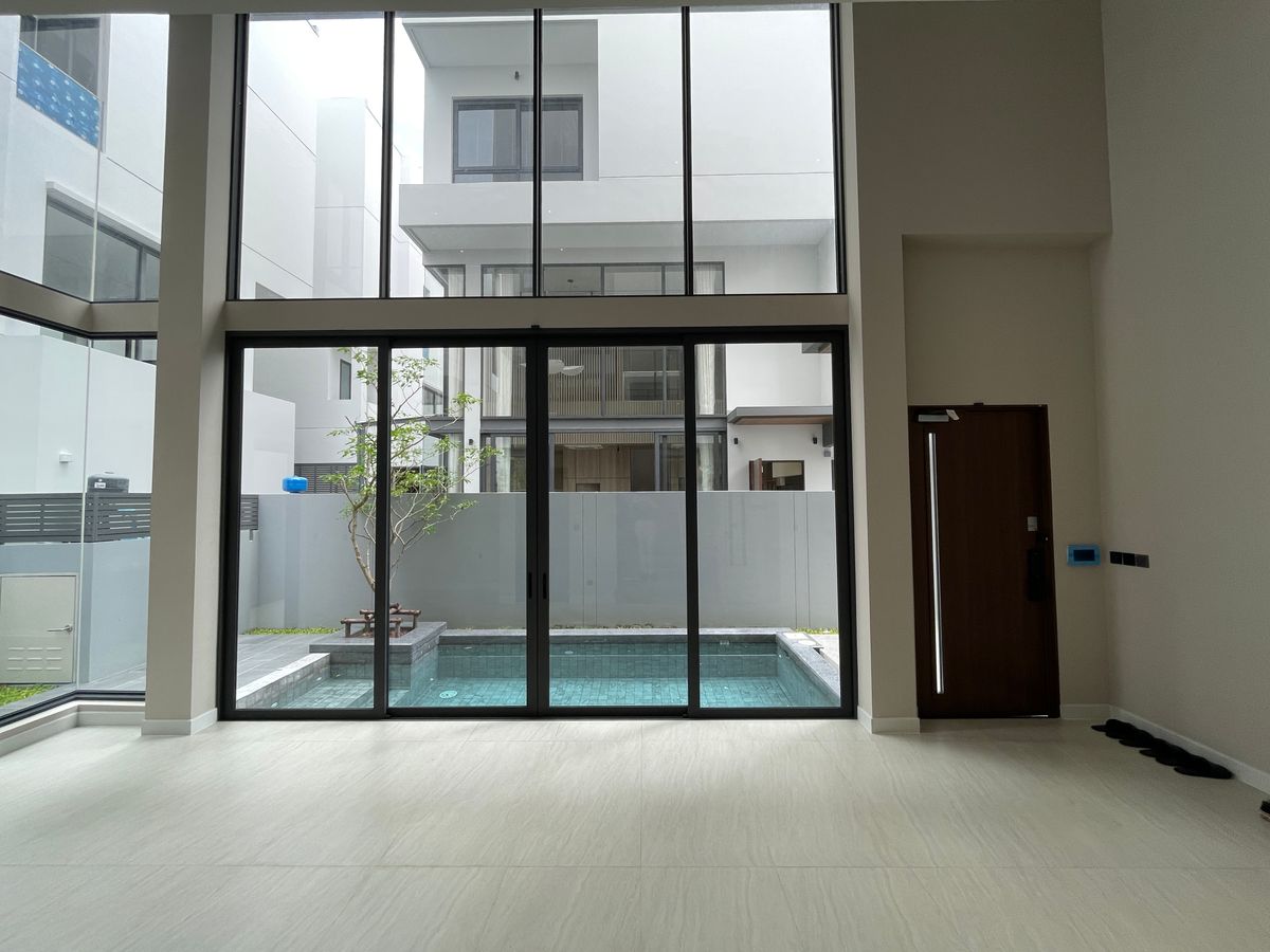 ขายบ้านพระราม 9 เพชรบุรีตัดใหม่ RCA : ขายอาร์เทล อโศก – พระราม 9 แบบบ้าน ARCHE ที่สุดแห่งความหรูหรา บ้านแฝด 3.5 ชั้น พร้อมสระว่ายน้ำส่วนตัวและลิฟต์ส่วนตัว โดดเด่นด้วยดีไซน์หรูหรา ทันสมัย และพื้นที่ใช้สอยที่กว้างขวาง เดินทางสะดวกสบาย ใกล้โรงเรียนนานาชาติและห้างสรรพสินค้า 