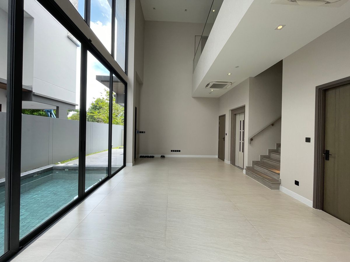 ขายบ้านพระราม 9 เพชรบุรีตัดใหม่ RCA : ขายอาร์เทล อโศก – พระราม 9 แบบบ้าน ARCHE ที่สุดแห่งความหรูหรา บ้านแฝด 3.5 ชั้น พร้อมสระว่ายน้ำส่วนตัวและลิฟต์ส่วนตัว โดดเด่นด้วยดีไซน์หรูหรา ทันสมัย และพื้นที่ใช้สอยที่กว้างขวาง เดินทางสะดวกสบาย ใกล้โรงเรียนนานาชาติและห้างสรรพสินค้า 