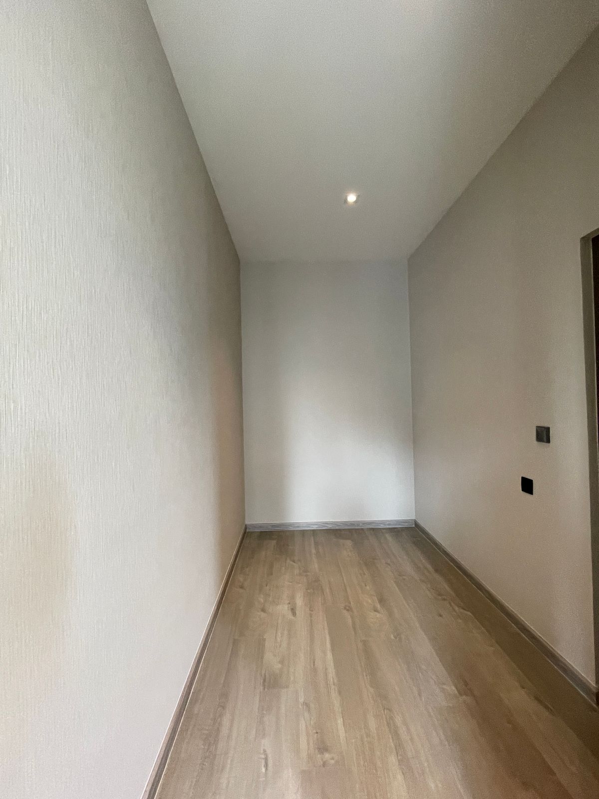 ขายบ้านพระราม 9 เพชรบุรีตัดใหม่ RCA : ขายอาร์เทล อโศก – พระราม 9 แบบบ้าน ARCHE ที่สุดแห่งความหรูหรา บ้านแฝด 3.5 ชั้น พร้อมสระว่ายน้ำส่วนตัวและลิฟต์ส่วนตัว โดดเด่นด้วยดีไซน์หรูหรา ทันสมัย และพื้นที่ใช้สอยที่กว้างขวาง เดินทางสะดวกสบาย ใกล้โรงเรียนนานาชาติและห้างสรรพสินค้า 