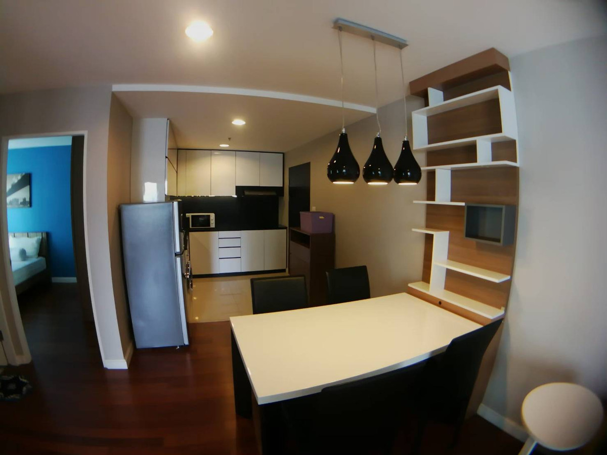 ให้เช่าคอนโดพระราม 9 เพชรบุรีตัดใหม่ RCA :   FOR RENT -- 2 BEDROOM 1 BATHROOM 59 SQ.M   -- READY TO MOVE IN -- CALL NOW 094-641-5974