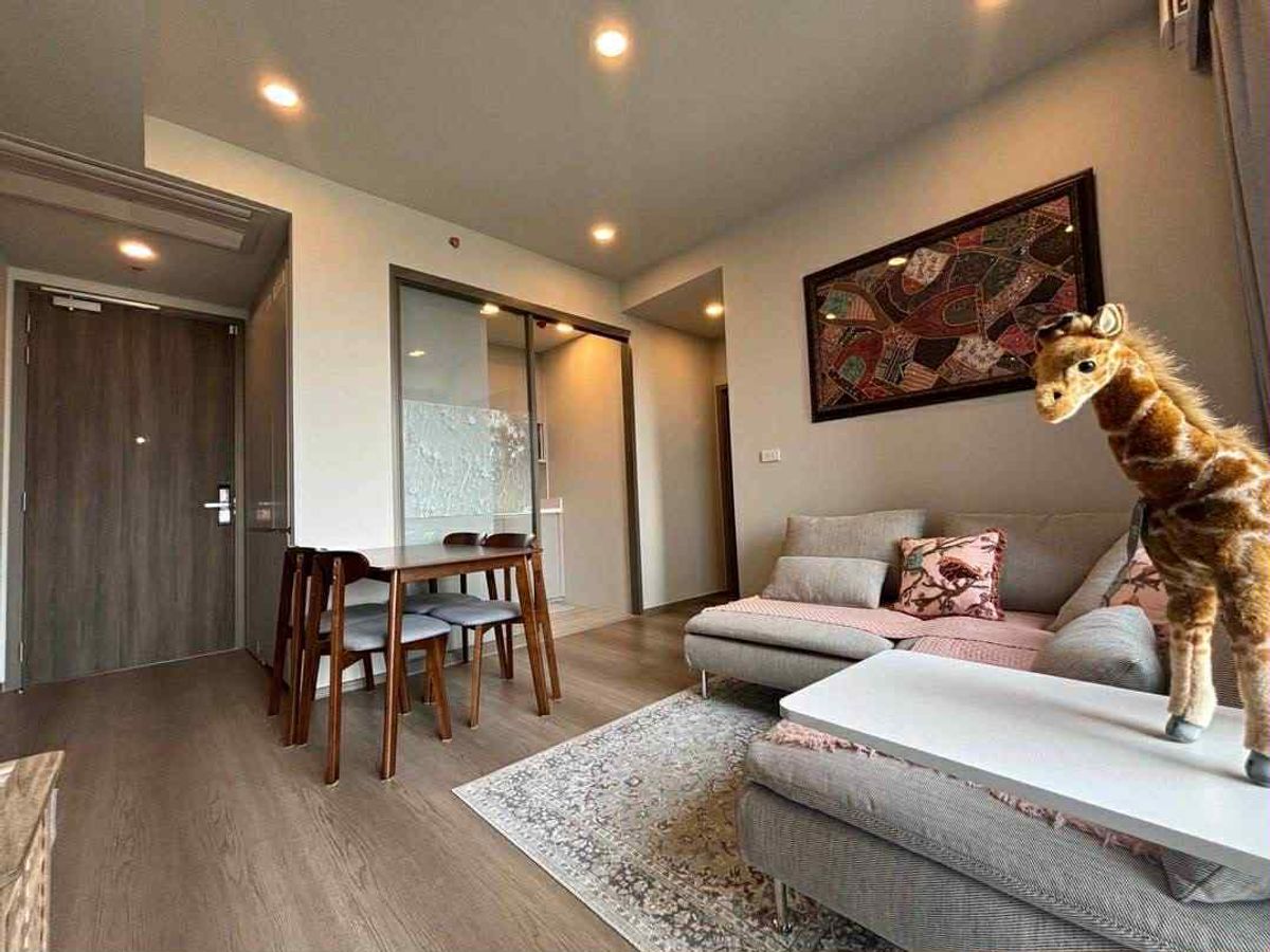 ให้เช่าคอนโดบางนา แบริ่ง ลาซาล : 🏡Luxury 2 Bedroom Unit For RENT @Whizdom The Forestias 🏡