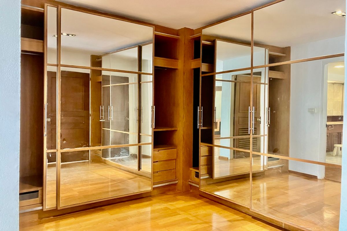 For SaleCondoSukhumvit, Asoke, Thonglor : 🔥 For Sale !!🔥 Code C20230202264..........The President Park Park View Towers, 3 bedroom, 3 bathroom, high floor 22++, Partly Furnished, Special Deal!!📣📣