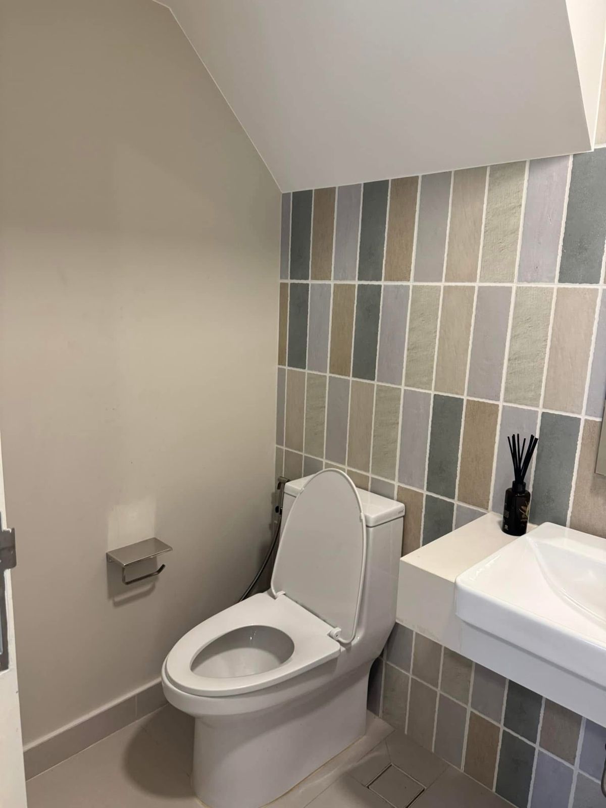 ให้เช่าทาวน์โฮมบางนา แบริ่ง ลาซาล : อินดี้ 5 บางนา กม.7 ทาวน์เฮ้าส์แต่งครบพร้อมอยู่ ใกล้เมกาบางนา