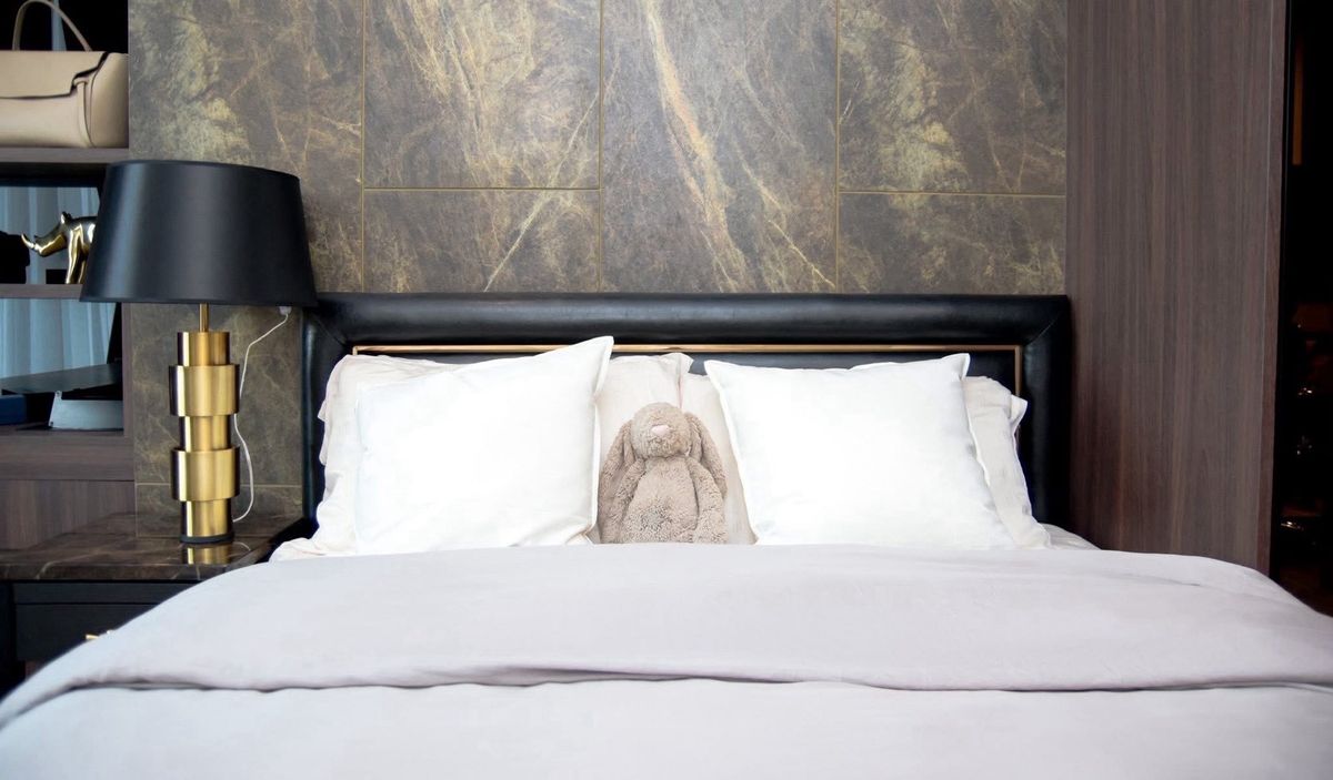 For RentCondoOnnut, Udomsuk : For Rent : Whizdom Essence Sukhumvit - BTS Punnawithi 
( 35 Sqm , 26th Floor ) 