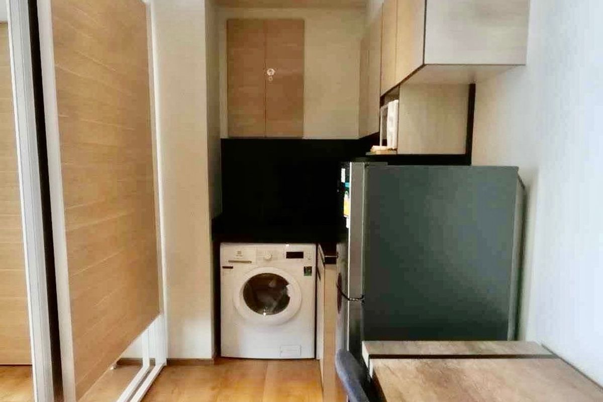 For SaleCondoSukhumvit, Asoke, Thonglor : 🔥 Sale with tenant !!🔥 Code C20230400026..........Park Origin Phrom Phong, 1 bedroom, 1 bathroom, furnished, lower than market price 40%📣📣