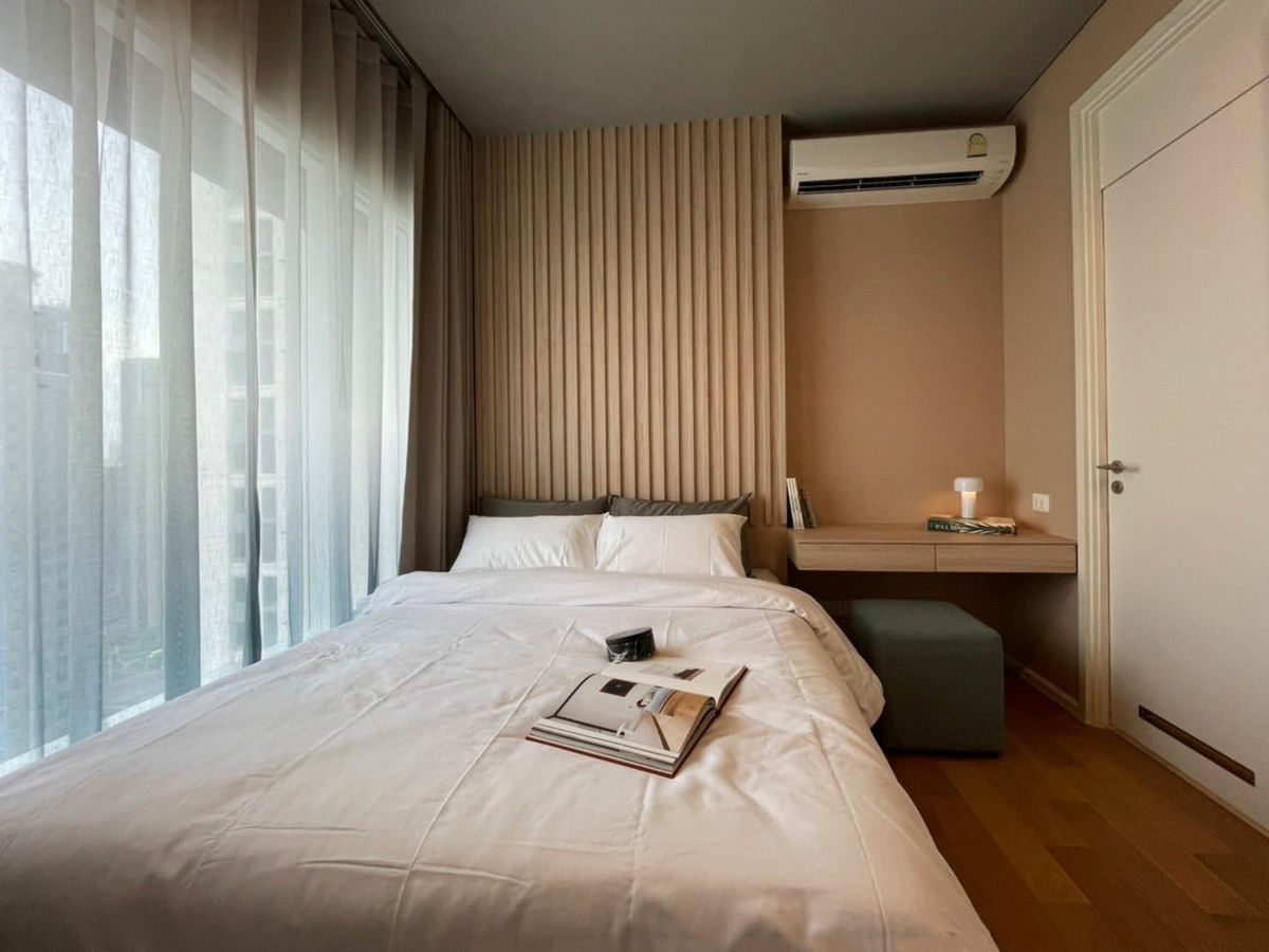 For RentCondoLadprao, Central Ladprao : Rent The Saint Residences. Five Lat Phrao Intersection, near MRT & Amp; BTS near the mall.