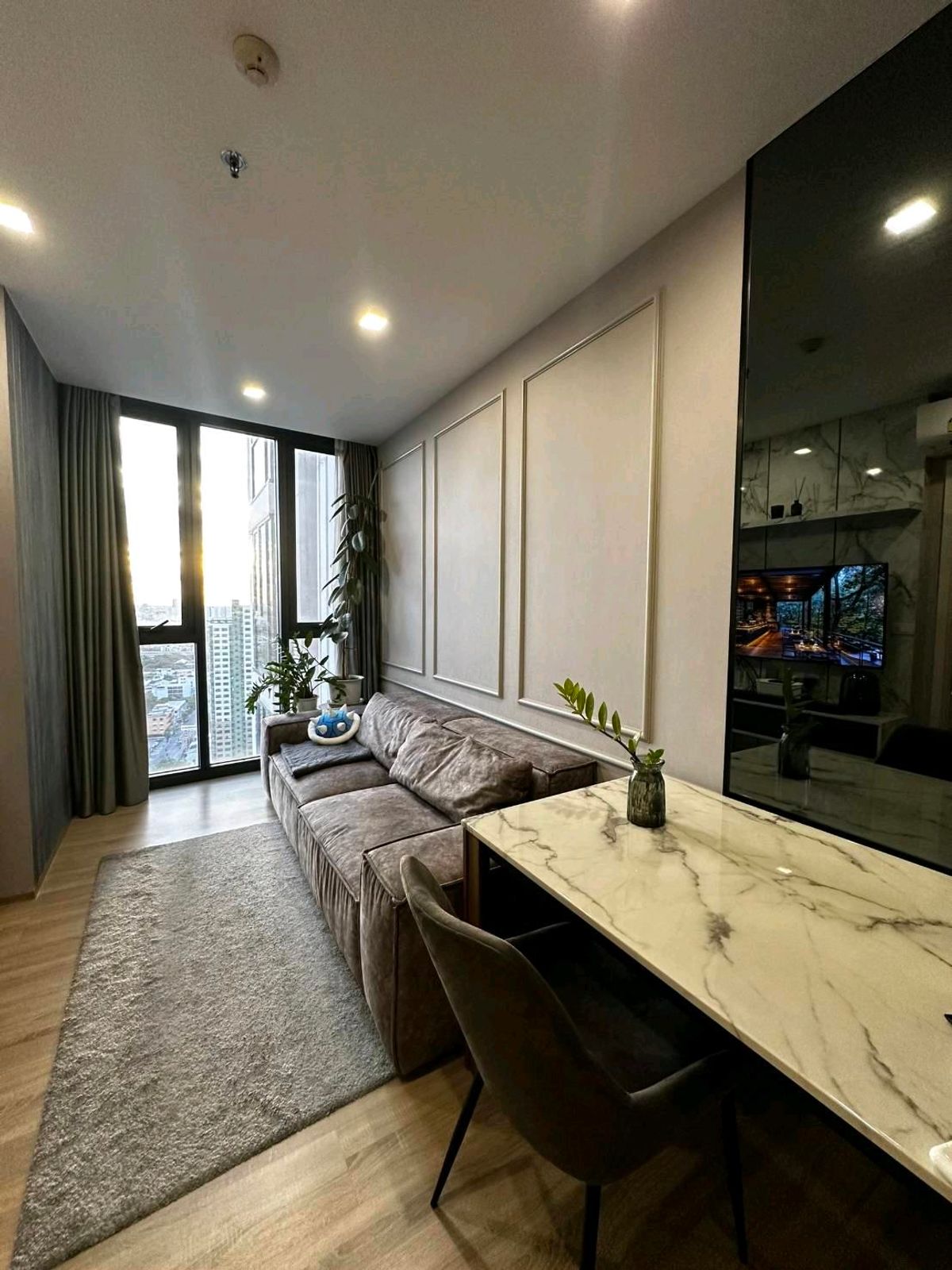 ให้เช่าคอนโดสะพานควาย จตุจักร : The Line Phahonyothin Pradipat 1 Bedroom 40 sqm. High floor For Rent 