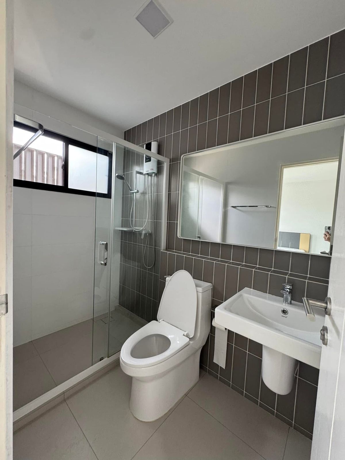 ให้เช่าทาวน์โฮมบางนา แบริ่ง ลาซาล : อินดี้ 5 บางนา กม.7 ทาวน์เฮ้าส์แต่งครบพร้อมอยู่ ใกล้เมกาบางนา