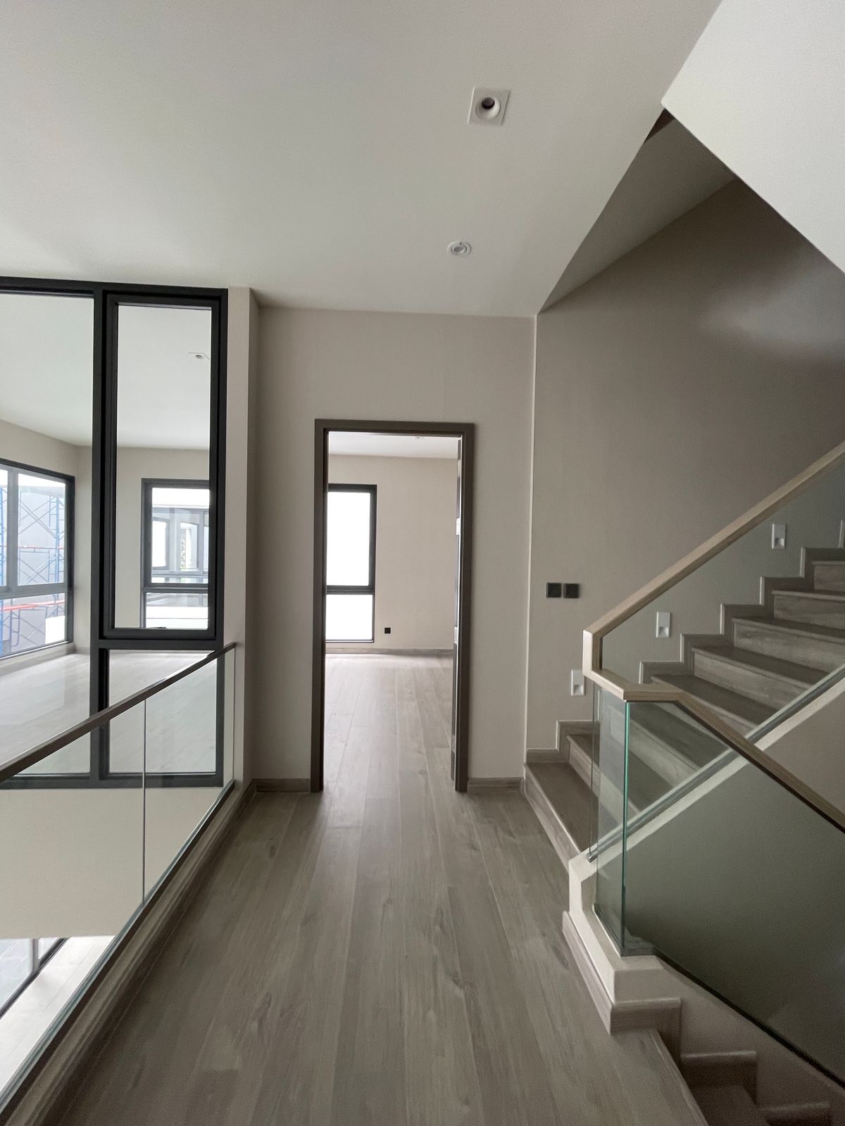 ขายบ้านพระราม 9 เพชรบุรีตัดใหม่ RCA : ขายบ้านAPEX (เอ-เพ็กซ์) อาร์เทล อโศก – พระราม 9 บ้านเดี่ยว 3.5 ชั้น พร้อมสระว่ายน้ำส่วนตัวและลิฟต์ ทำเลทองพระราม 9 ตอบโจทย์ทุกไลฟ์สไตล์ครอบครัวใหญ่ รายล้อมด้วยสิ่งอำนวยความสะดวกครบครัน