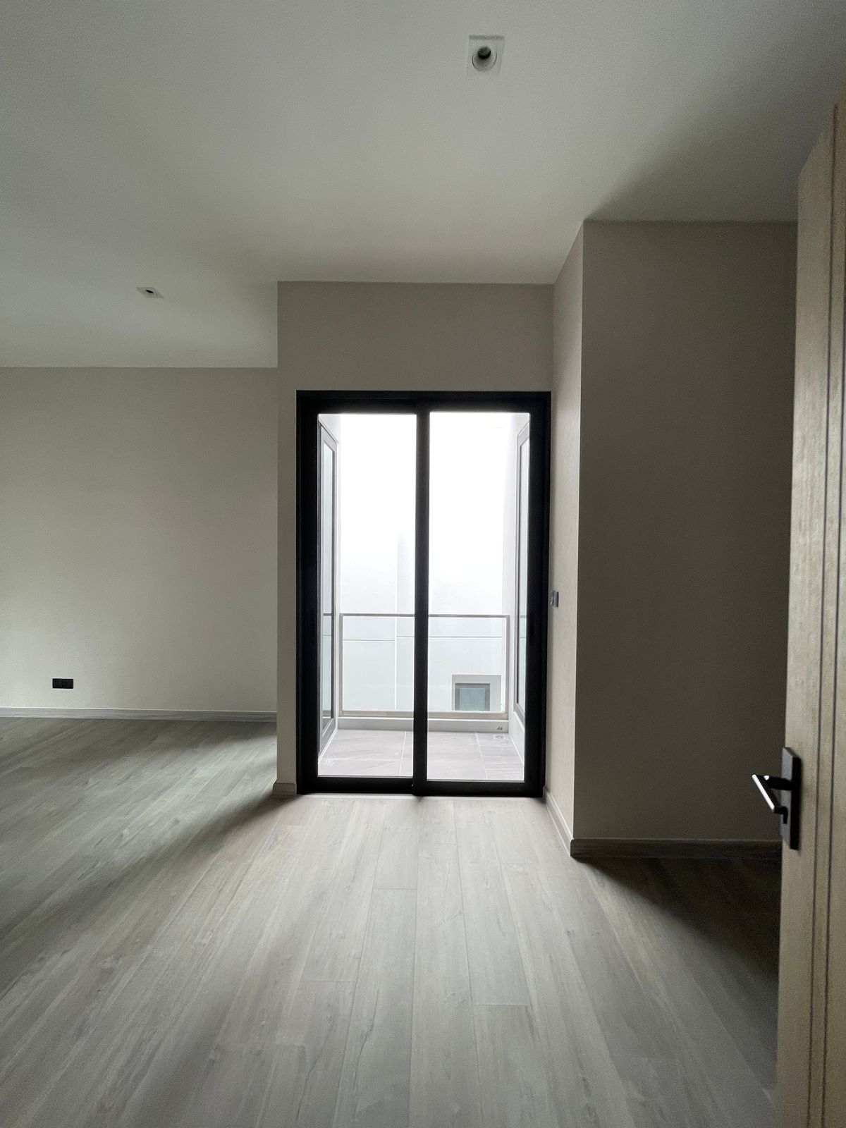 ขายบ้านพระราม 9 เพชรบุรีตัดใหม่ RCA : ขายบ้านAPEX (เอ-เพ็กซ์) อาร์เทล อโศก – พระราม 9 บ้านเดี่ยว 3.5 ชั้น พร้อมสระว่ายน้ำส่วนตัวและลิฟต์ ทำเลทองพระราม 9 ตอบโจทย์ทุกไลฟ์สไตล์ครอบครัวใหญ่ รายล้อมด้วยสิ่งอำนวยความสะดวกครบครัน