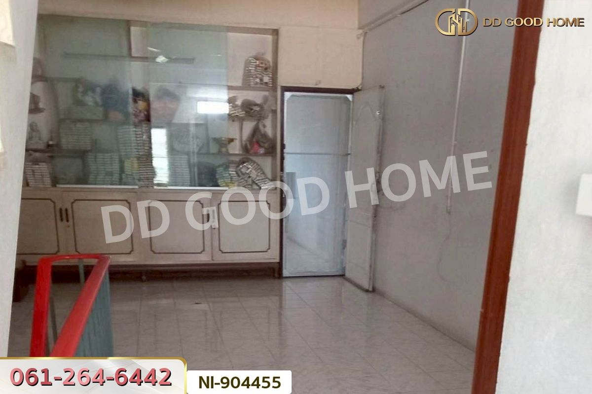 For SaleShop HouseNakhon Si Thammarat : NI-904455 Commercial building, Phatthanakan Khu Kwang Road, Nakhon Si Thammarat, near Robinson Ocean