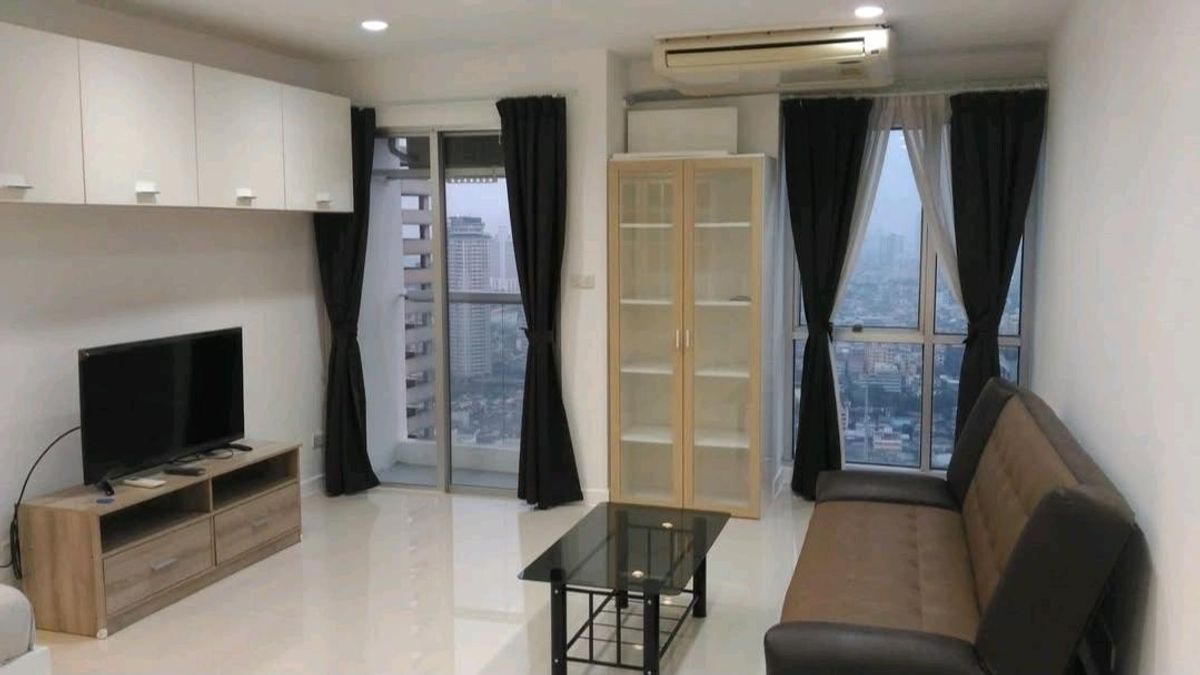For RentCondoSilom, Saladaeng, Bangrak : Silom suit. Ready to Move in