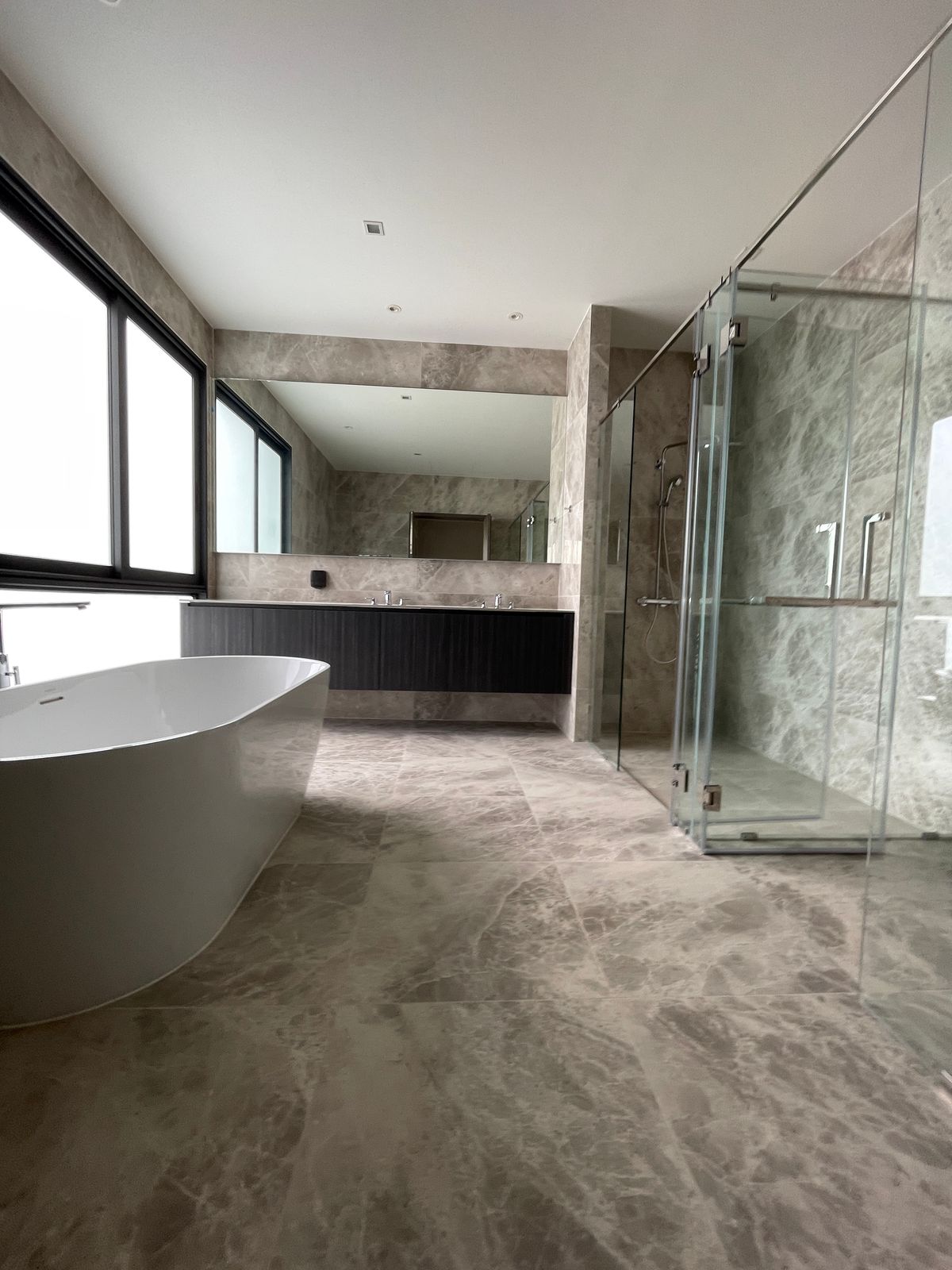 ขายบ้านพระราม 9 เพชรบุรีตัดใหม่ RCA : ขายบ้านAPEX (เอ-เพ็กซ์) อาร์เทล อโศก – พระราม 9 บ้านเดี่ยว 3.5 ชั้น พร้อมสระว่ายน้ำส่วนตัวและลิฟต์ ทำเลทองพระราม 9 ตอบโจทย์ทุกไลฟ์สไตล์ครอบครัวใหญ่ รายล้อมด้วยสิ่งอำนวยความสะดวกครบครัน