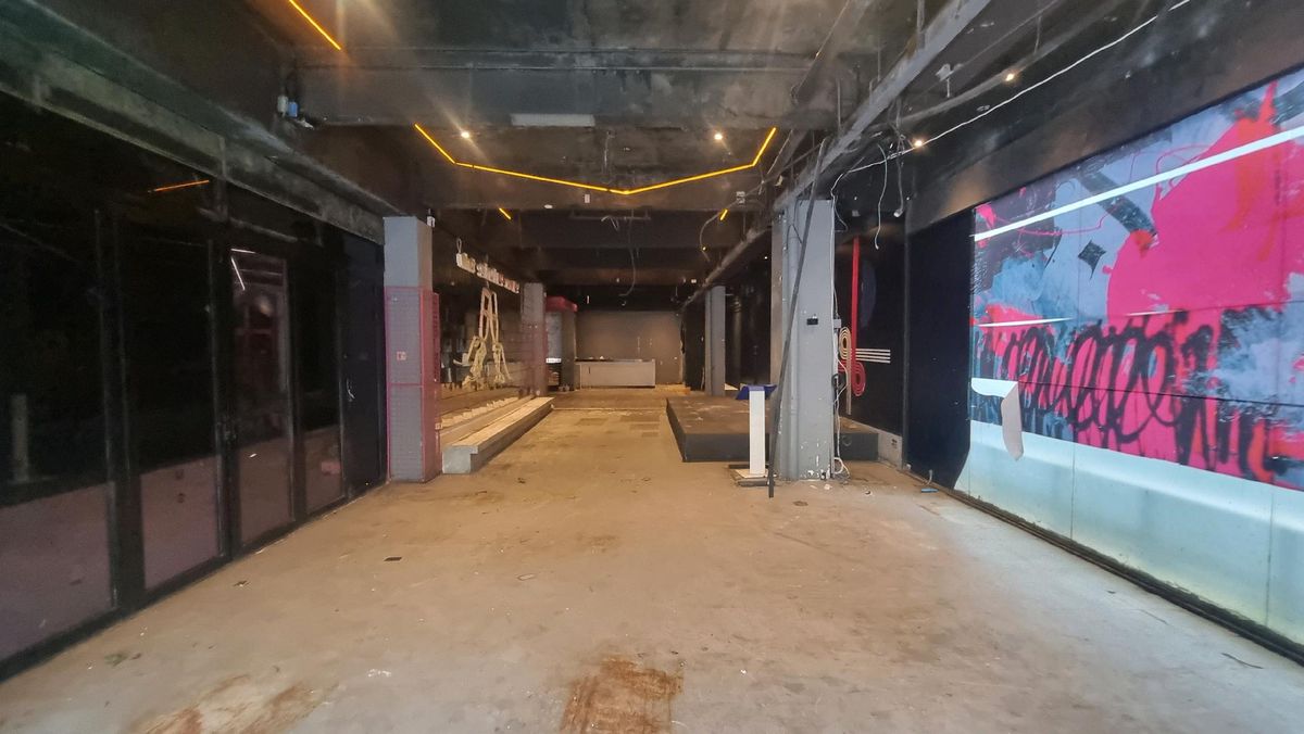 For RentRetail SpaceSukhumvit, Asoke, Thonglor : Retail Space for Rent – Thonglor
Prime location with excellent visibility.
Ideal for a bar & restaurant, café, showroom, or any legal business