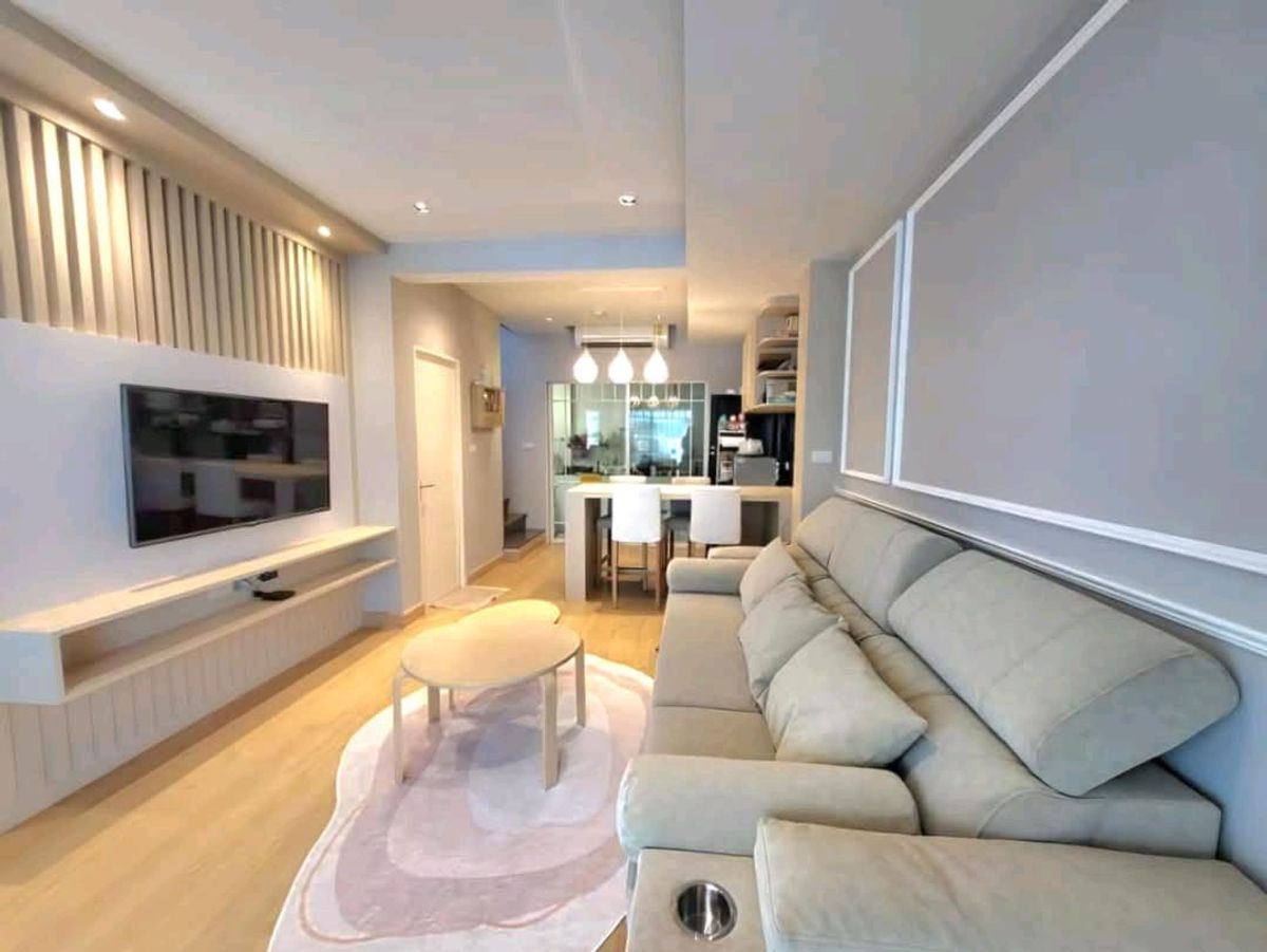 ให้เช่าทาวน์โฮมสมุทรปราการ สำโรง : Available 🔥🔥 Townhome for rent INDY 2 Bangna KM.7 🔥🔥Next to Mega Bangna 