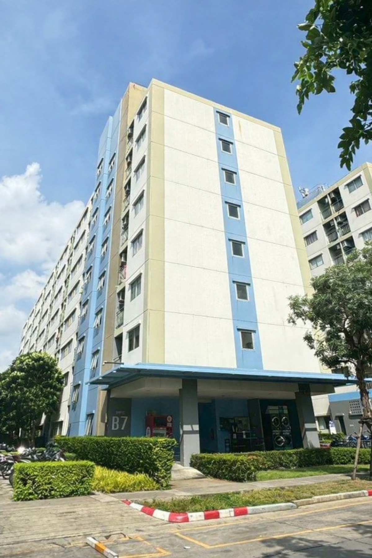 ขายคอนโดปทุมธานี รังสิต ธรรมศาสตร์ : 🔥เจ้าของขายเอง ทำเลดี ตึก B7 ชั้น4 ลุมพินี ทาวน์ชิป รังสิต-คลอง 1 (Lumpini Township Rangsit-Khong 1)