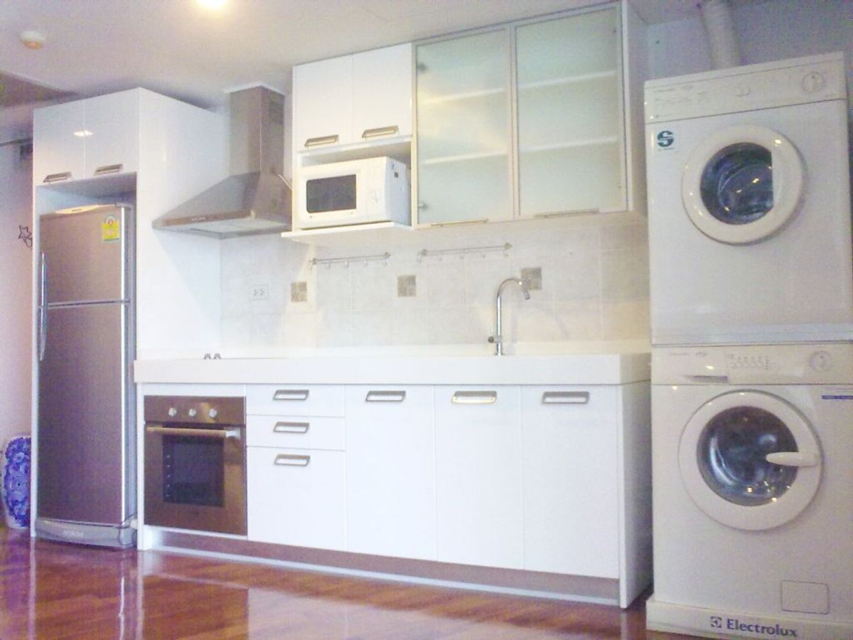 ให้เช่าคอนโดวิทยุ ชิดลม หลังสวน : Condo for rent Urbana Langsuan (S15-22091)