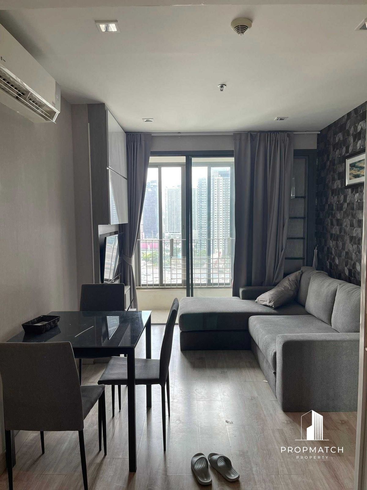 ให้เช่าคอนโดพระราม 9 เพชรบุรีตัดใหม่ RCA : ✨Flash Deal ✨Ideo Mobi Rama 9 (2Bed2Bath55SQM.) แต่งครบพร้อมอยู่ !! เพียง 28,000 บาทต่อเดือน Tel.0981315848 @propmatch