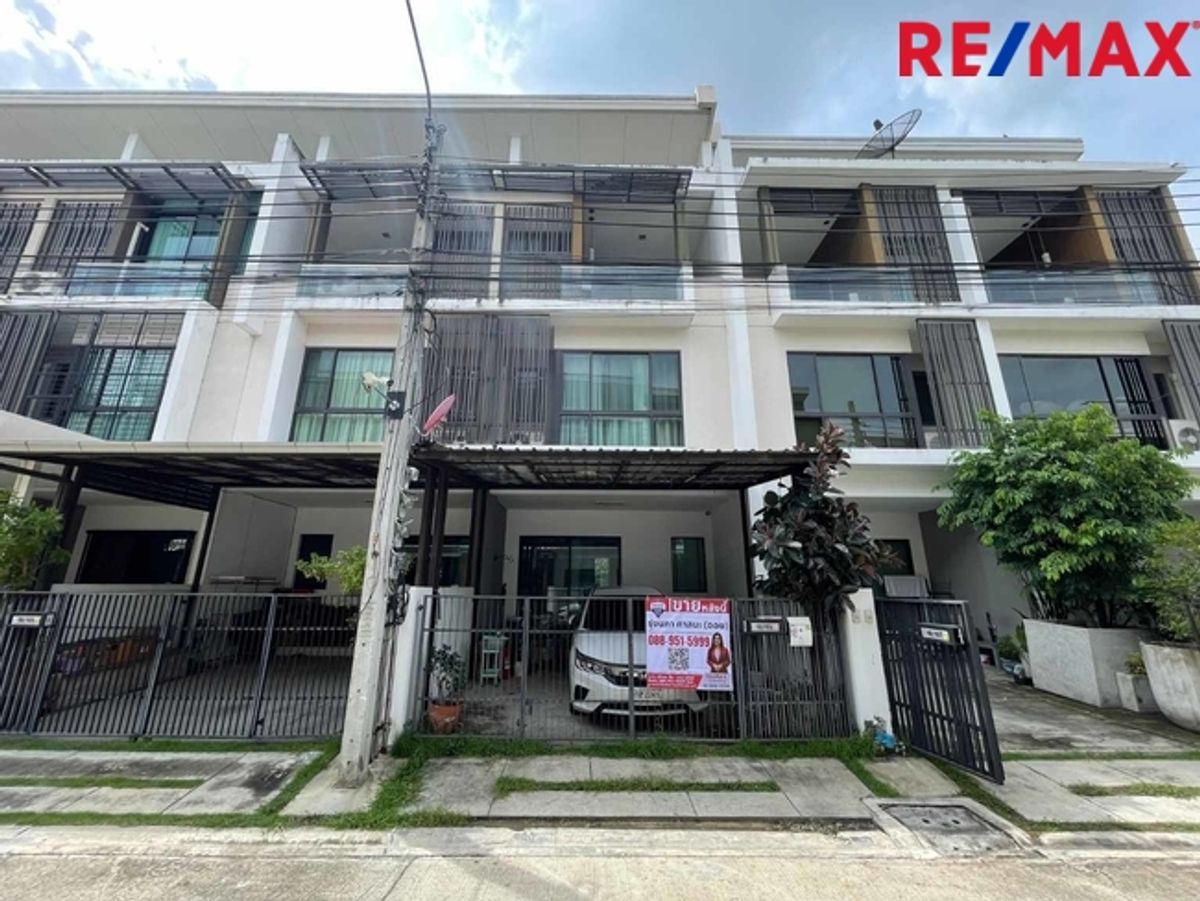 ขายทาวน์โฮมนวมินทร์ รามอินทรา : The Terrace รามอินทรา65 ทาวน์โฮม3ชั้น (ซอยถนอมมิตร) ที่ดิน 22 ตร.วา ใช้สอย 180 ตร.ม. เดินทางไปได้ทั้ง พระราม 9 / เอกมัย / บางนา / ดาวคะนอง หรือจะวนไปออกวงแหวนตะวันออกเพื่อไปลำลูกกา รังสิต