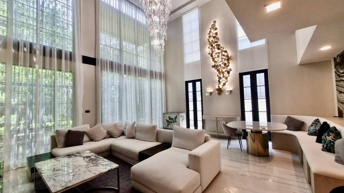 ทาวน์โฮมสุขุมวิท อโศก ทองหล่อ : Townhome for sale and rent at Quarter 31 