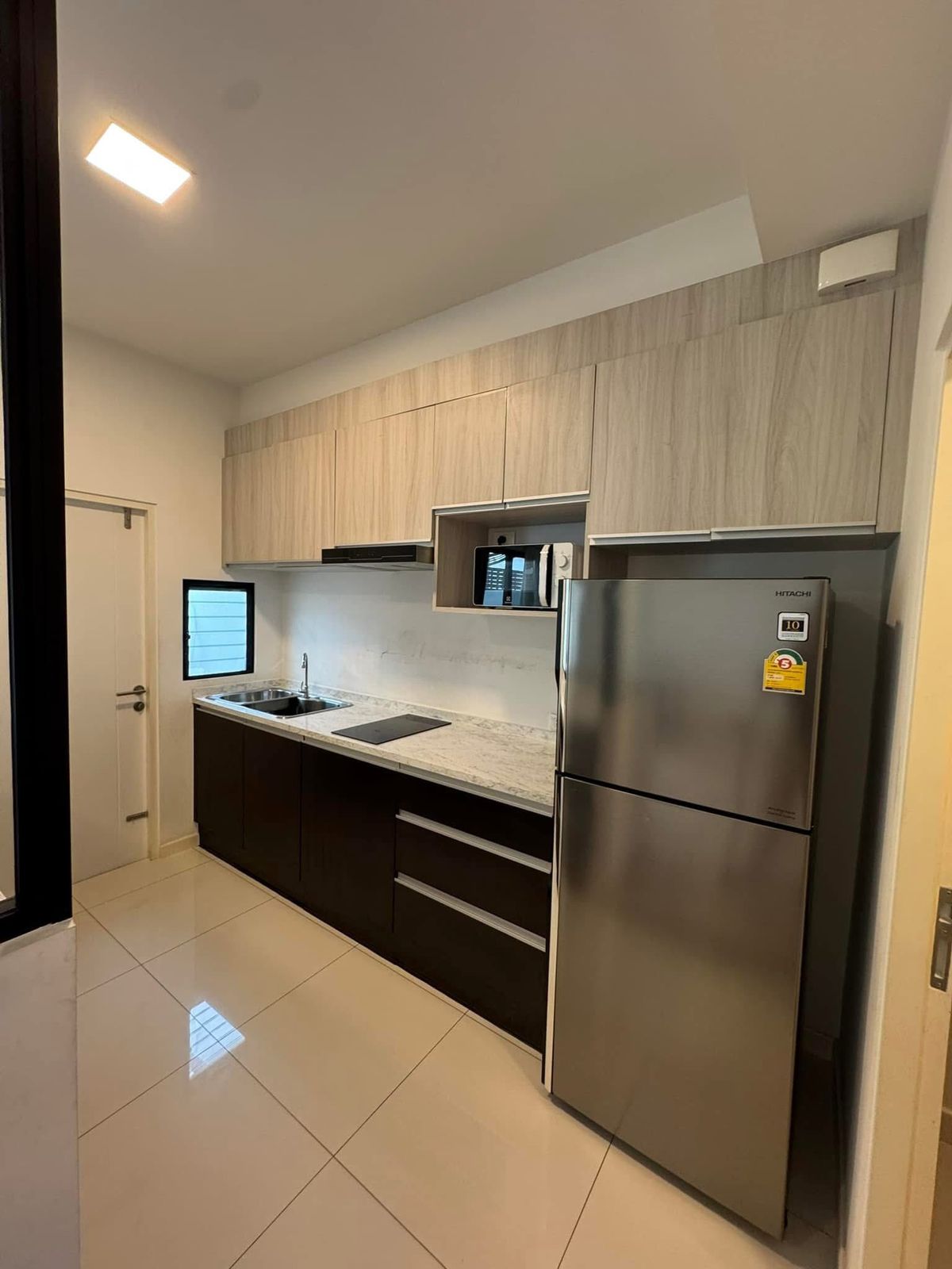 ให้เช่าทาวน์โฮมบางนา แบริ่ง ลาซาล : อินดี้ 5 บางนา กม.7 ทาวน์เฮ้าส์แต่งครบพร้อมอยู่ ใกล้เมกาบางนา