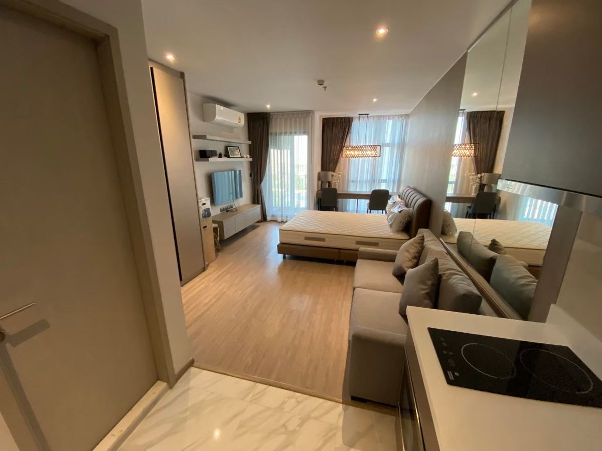 For RentCondoSukhumvit, Asoke, Thonglor : For rent condo Rhythm Ekkamai fully furnished (S15-2303)