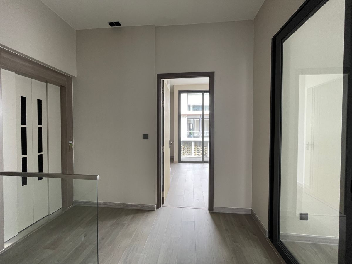 ขายบ้านพระราม 9 เพชรบุรีตัดใหม่ RCA : ขายบ้านAPEX (เอ-เพ็กซ์) อาร์เทล อโศก – พระราม 9 บ้านเดี่ยว 3.5 ชั้น พร้อมสระว่ายน้ำส่วนตัวและลิฟต์ ทำเลทองพระราม 9 ตอบโจทย์ทุกไลฟ์สไตล์ครอบครัวใหญ่ รายล้อมด้วยสิ่งอำนวยความสะดวกครบครัน