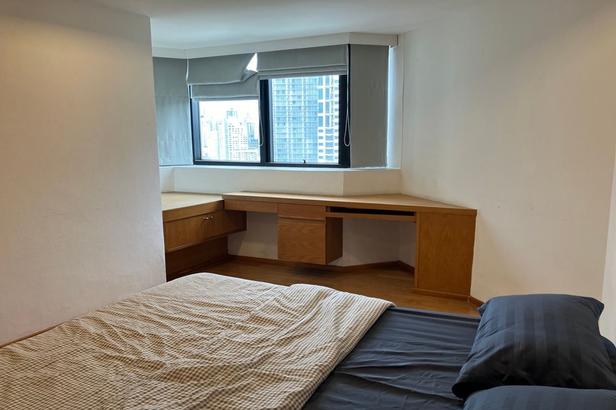 For SaleCondoSukhumvit, Asoke, Thonglor : 🔥 For Sale !!🔥 Code C20230202264..........The President Park Park View Towers, 3 bedroom, 3 bathroom, high floor 22++, Partly Furnished, Special Deal!!📣📣