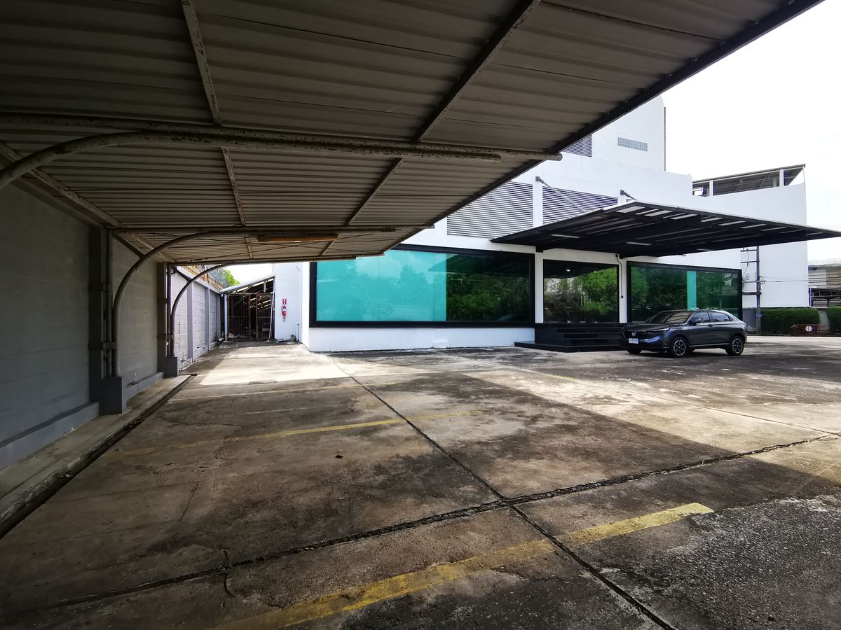 ขายโรงงานอ่อนนุช อุดมสุข : ขายโกดังพร้อมอาคารสำนักงาน ติดถนนอ่อนนุช 49 โอกาสดีสำหรับนักลงทุน!