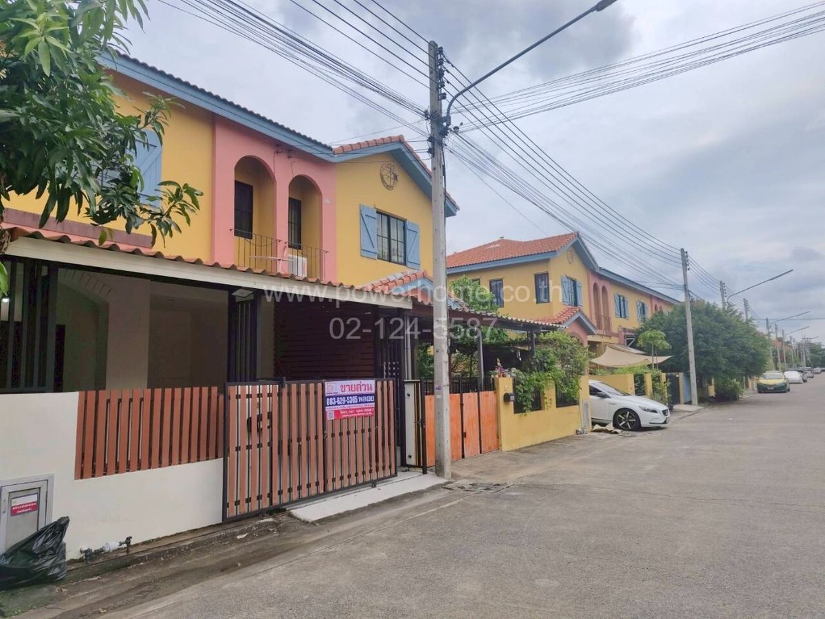 For SaleTownhomePathum Thani,Rangsit, Thammasat : 2 -story townhouse, beautiful house, good location, The Pala Seto Village, Khlong 3, Khlong Luang, near Sarasas Witthayan School, Khlong Luang Road, Khlong Sam Subdistrict, Khlong Luang District, Pathum Thani Province