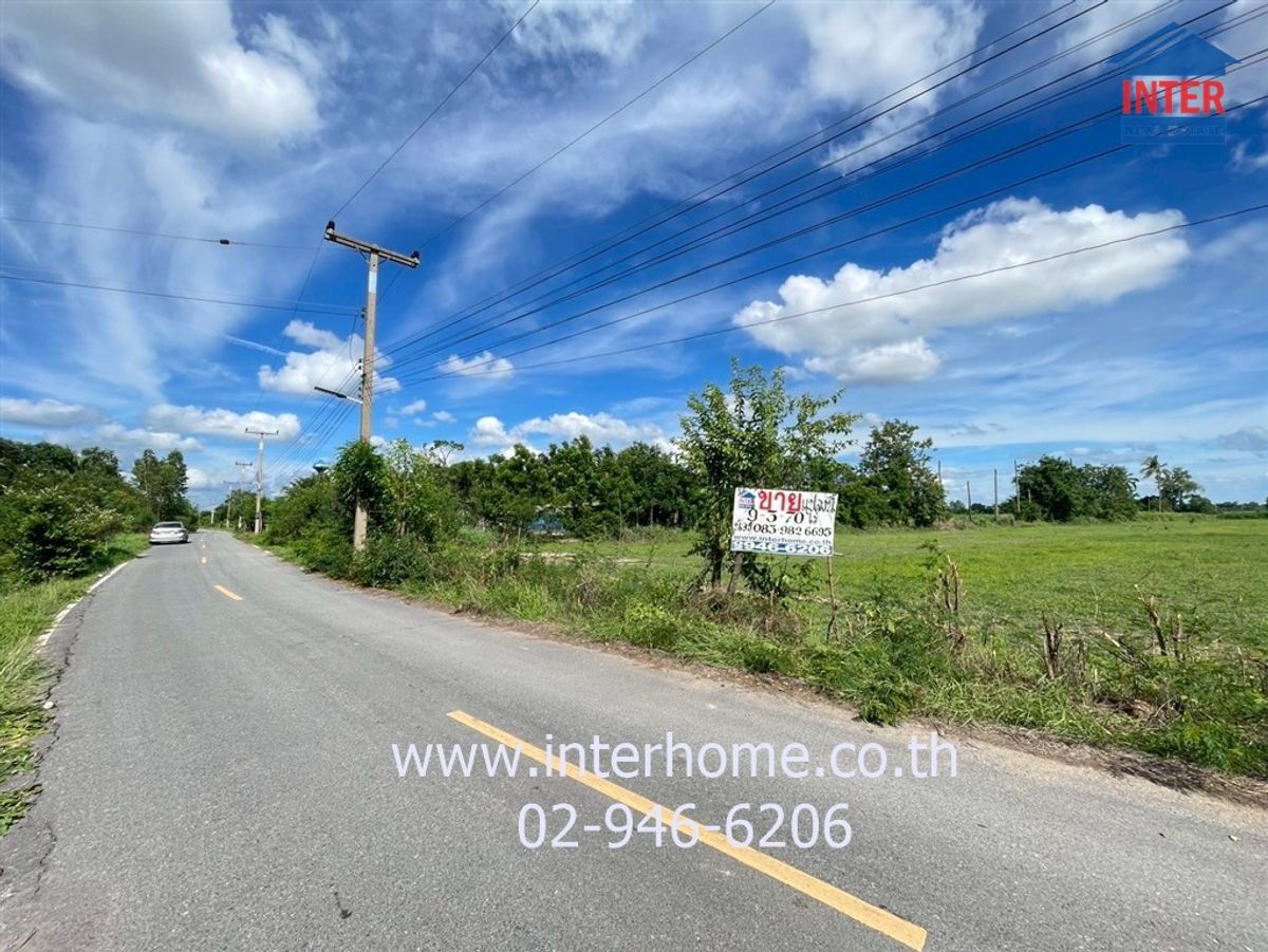 ขายที่ดินสุพรรณบุรี : ที่ดินเปล่า 9 ไร่ 370 ตร.ว. ที่ดินเปล่า ใกล้โรงเรียนบ้านมาบพยอม จังหวัดสุพรรณบุรี ถนนทางหลวงชนบท สุพรรณบุรีหมายเลข3015 ถนนหมายเลข4030 หนองหญ้าไซ สุพรรณบุรี