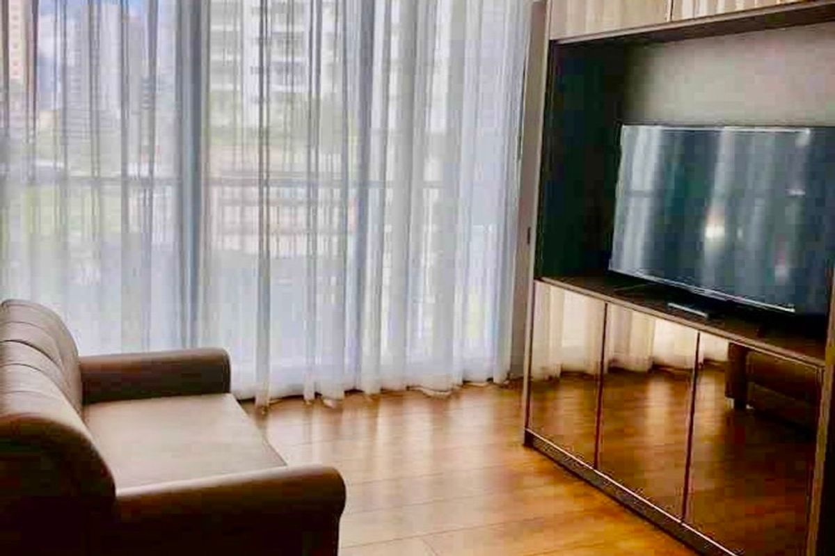 For SaleCondoSukhumvit, Asoke, Thonglor : 🔥 Sale with tenant !!🔥 Code C20230400026..........Park Origin Phrom Phong, 1 bedroom, 1 bathroom, furnished, lower than market price 40%📣📣