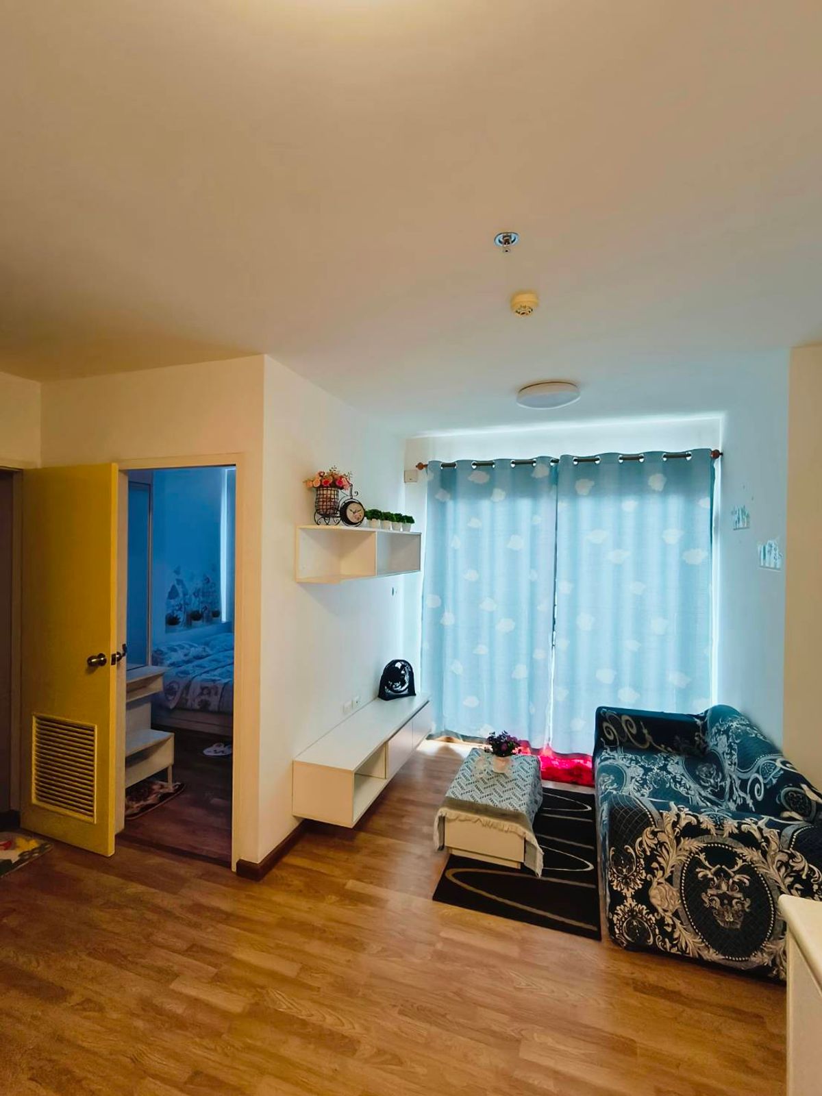 For SaleCondoPattaya, Bangsaen, Chonburi : S447 Sell The Trust Condo South Pattaya 1 bedroom, 1 bathroom.